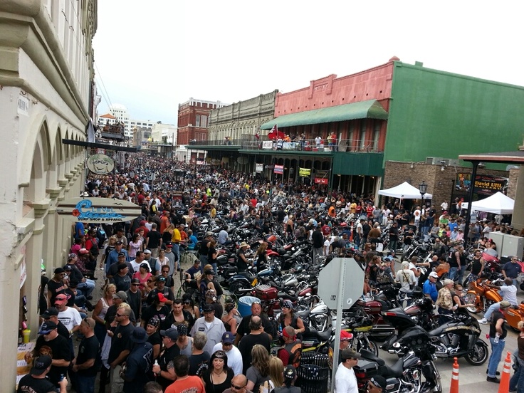 Galveston Texas Prepares for the 2013 Lone Star Rally