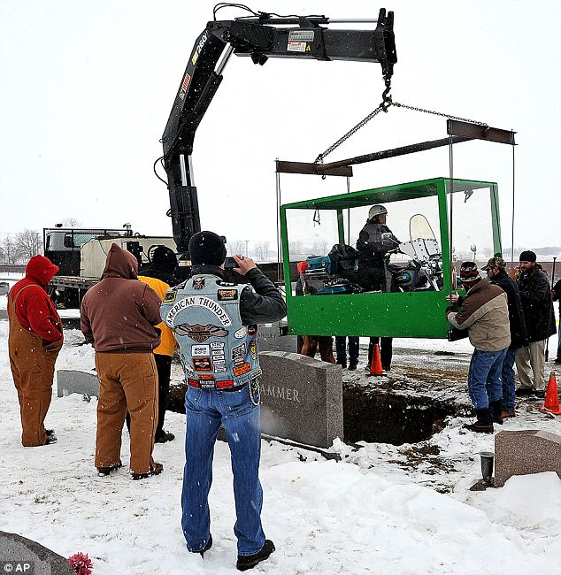 Ohio man head to the heavns on his harley-davidson